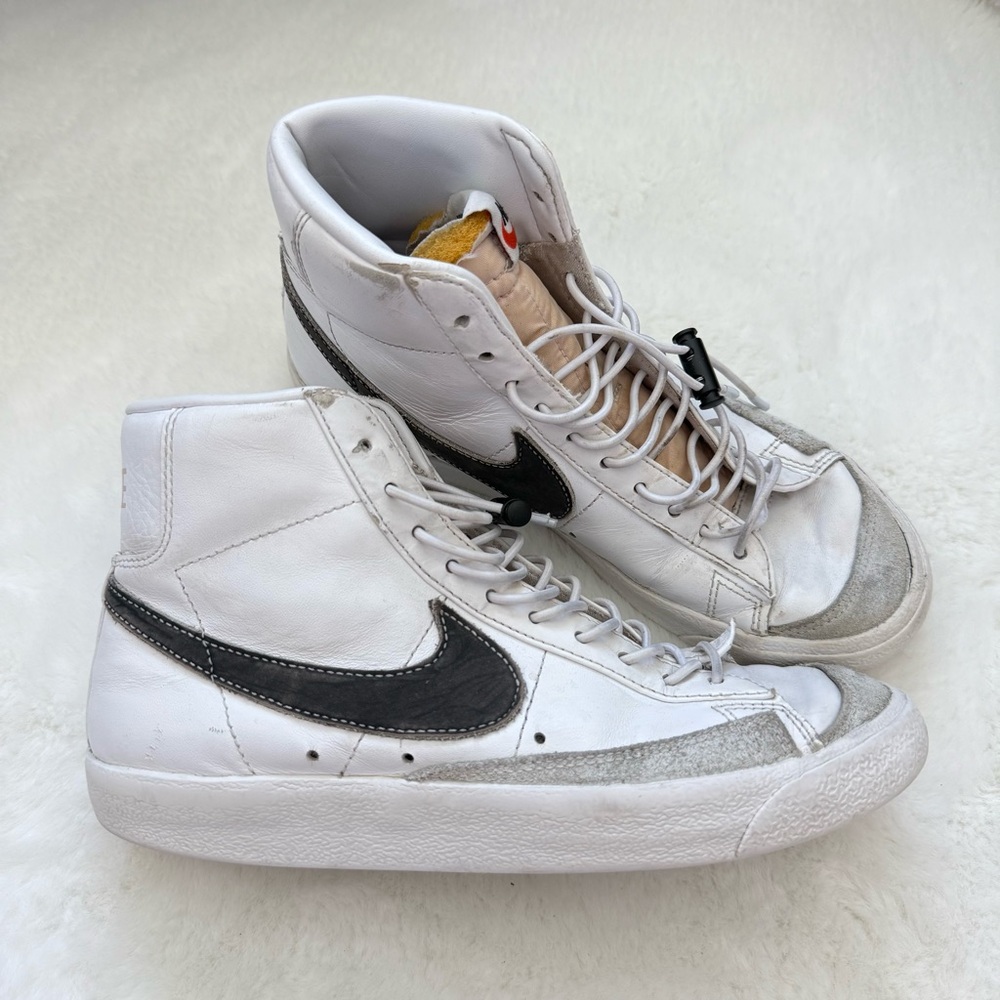 Nike White and Black Men's High-Top Sneakers